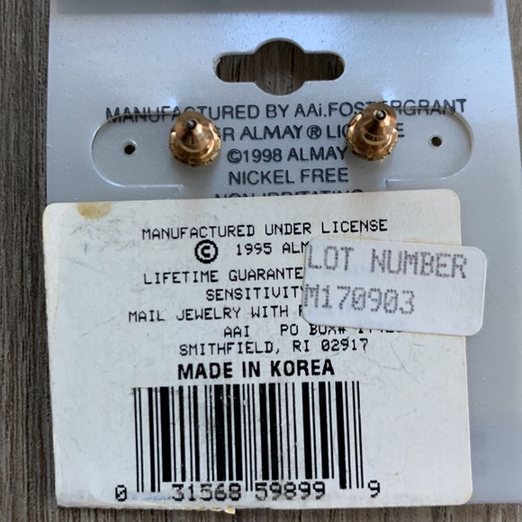 Almay Knot Earrings Pierced Hypo Allergenic 1998 Vintage New ALM VTG Jewelry - Picture 2 of 4